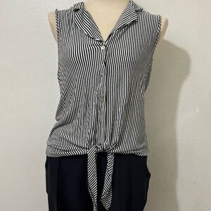 Kim & Cami Black and White Striped Button Down Shirt